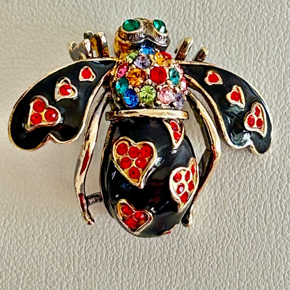 Bumble Bee Brooch Multi Colored Rhinestone Red Hearts Brooche Enamel Pin 925